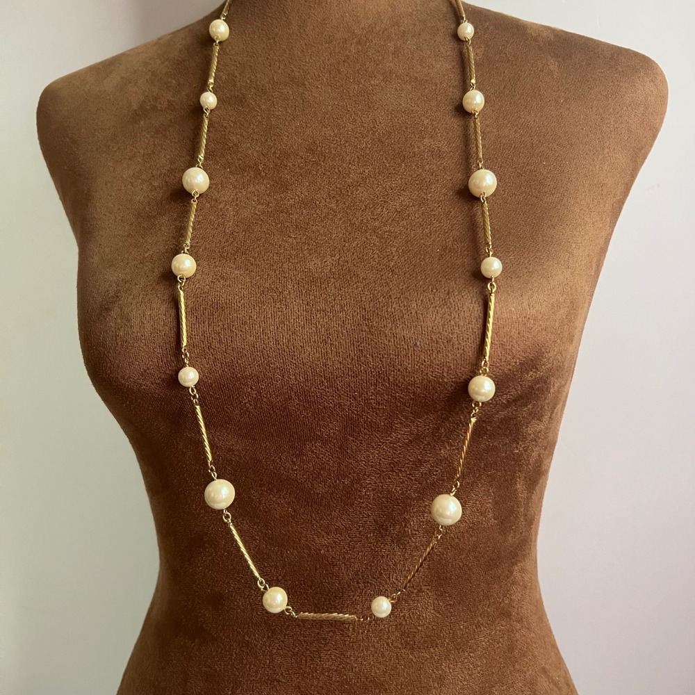 Avon Vintage Gold Tone Faux Pearl Station Long Necklace 30-33 Inch Cottagecore